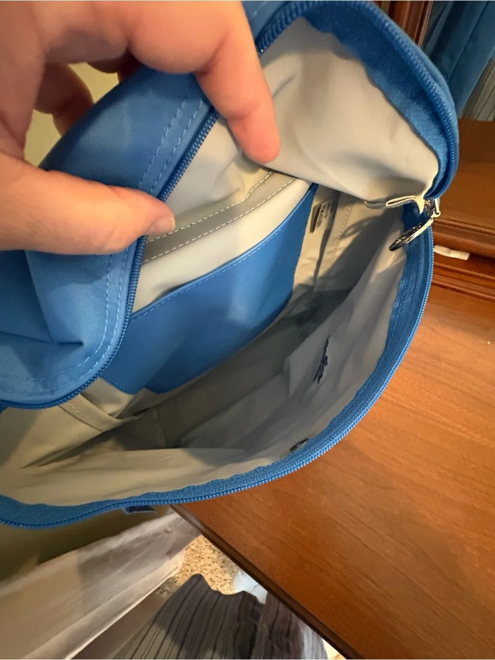Longchamp compact nylon